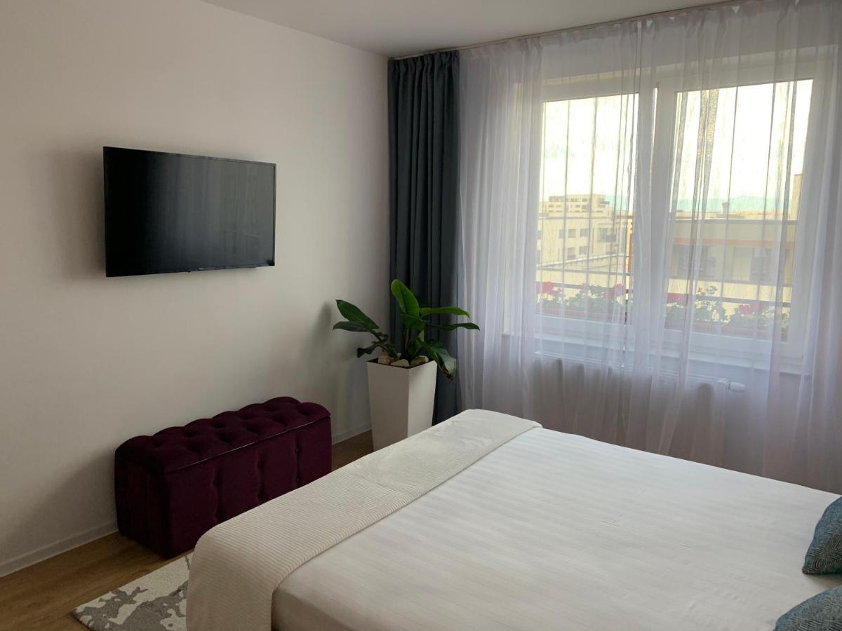 Executive Apartment Avantgarden Coresi Braşov Exterior foto